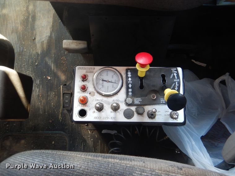 image for item DG8538 2008 Kenworth T800 dump truck