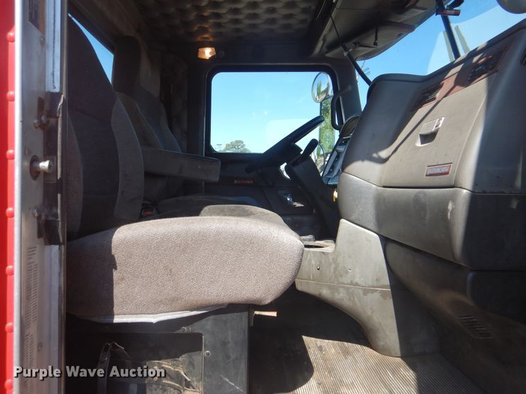 image for item DG8538 2008 Kenworth T800 dump truck