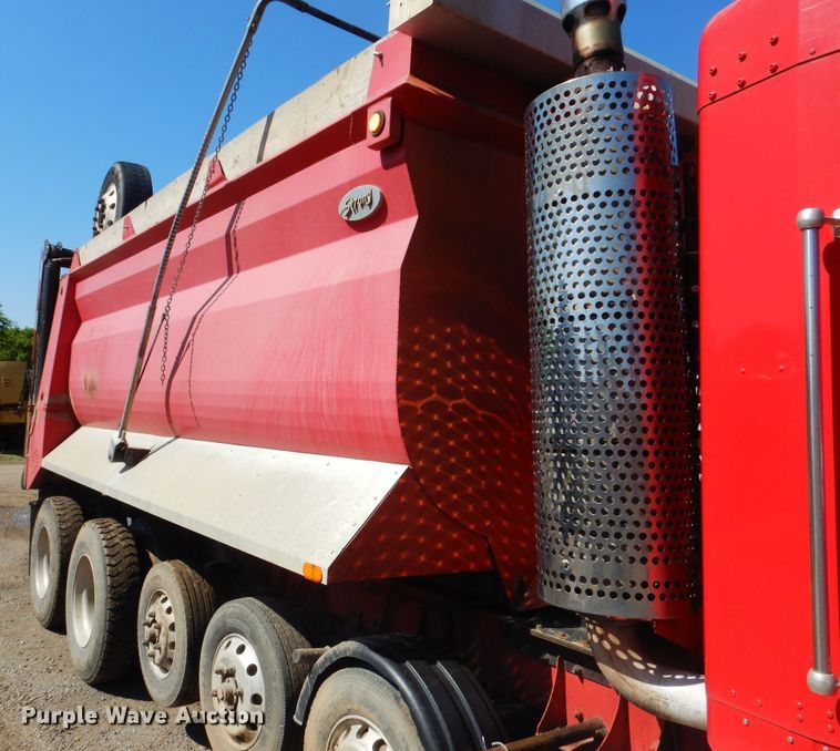 image for item DG8538 2008 Kenworth T800 dump truck