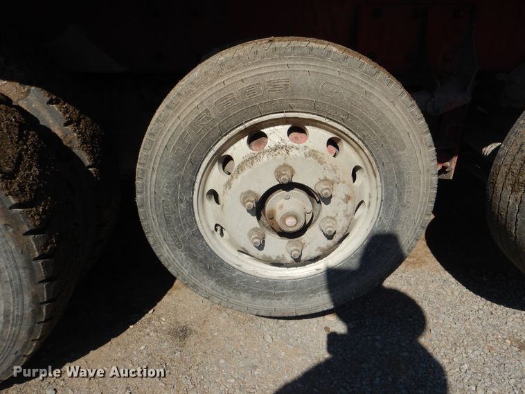 image for item DG8538 2008 Kenworth T800 dump truck