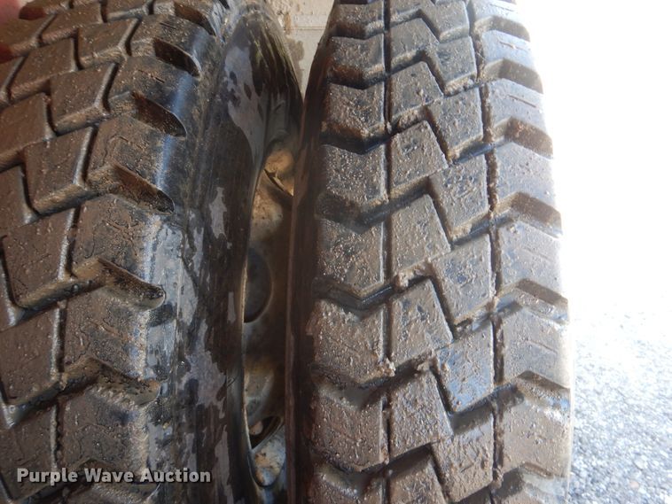 image for item DG8538 2008 Kenworth T800 dump truck