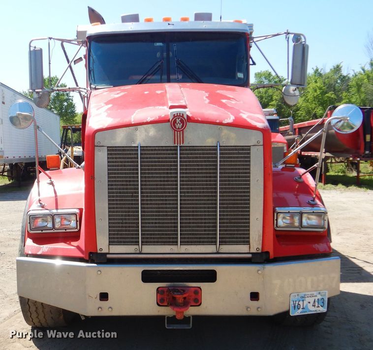 image for item DG8539 2008 Kenworth T800 dump truck