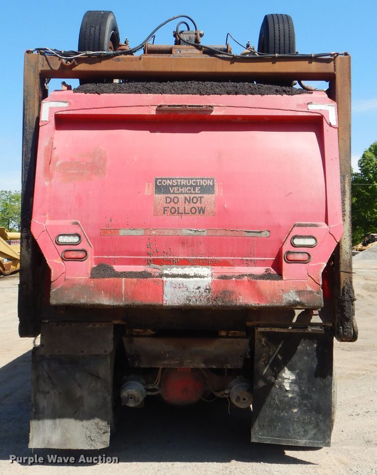 image for item DG8539 2008 Kenworth T800 dump truck