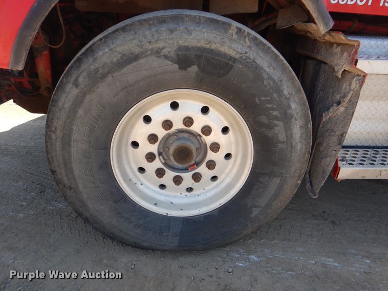 image for item DG8539 2008 Kenworth T800 dump truck