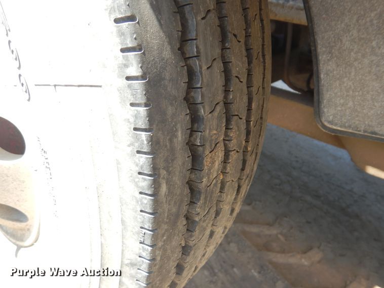 image for item DG8539 2008 Kenworth T800 dump truck