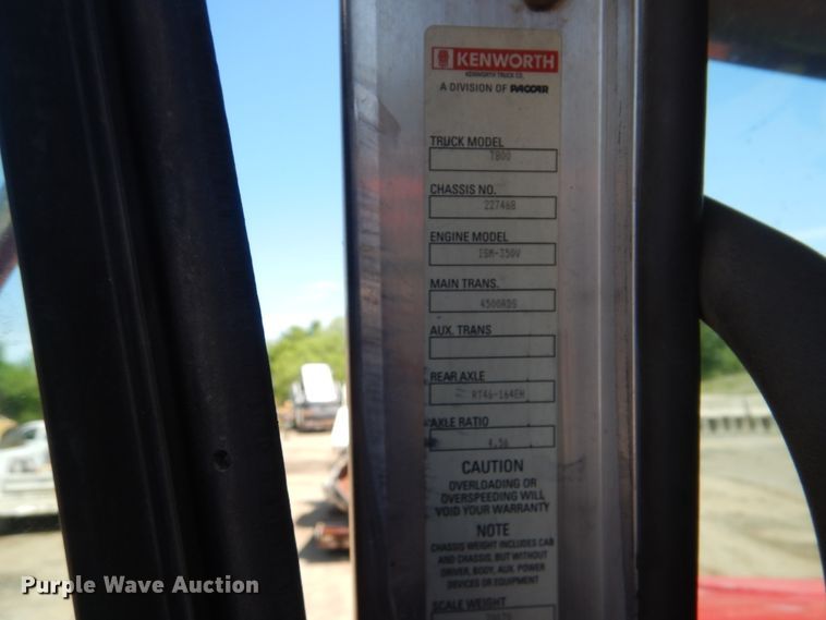 image for item DG8539 2008 Kenworth T800 dump truck