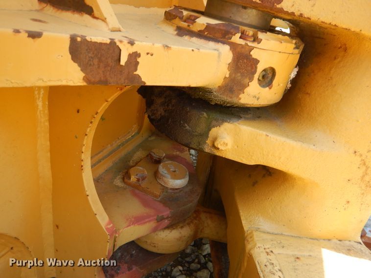 image for item DG8541 Caterpillar D6K six-way dozer blade