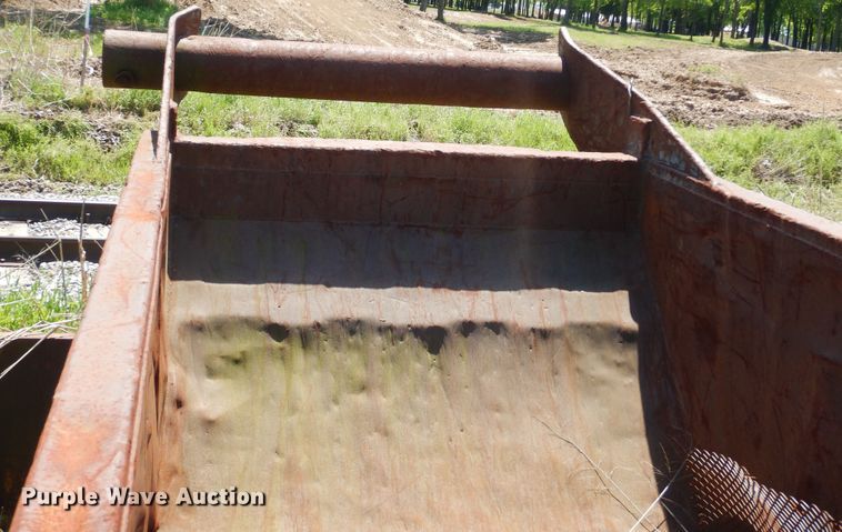 image for item DG8542 Gravel box