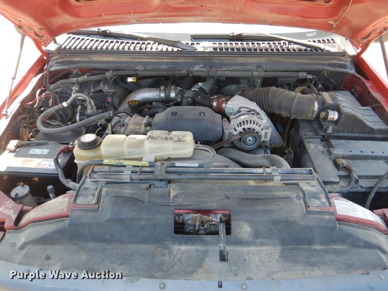 image for item DG8543 2001 Ford F550 Super Duty service truck with crane