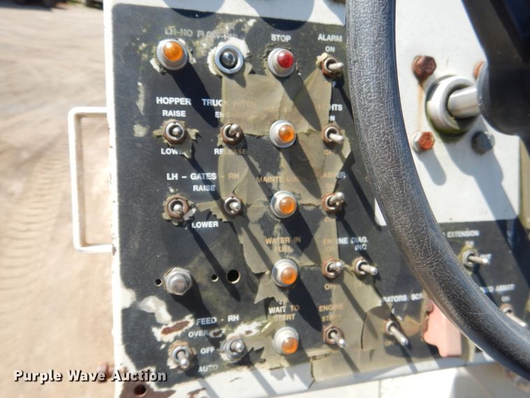 image for item DG8545 Terex Cedar Rapids 462R paver