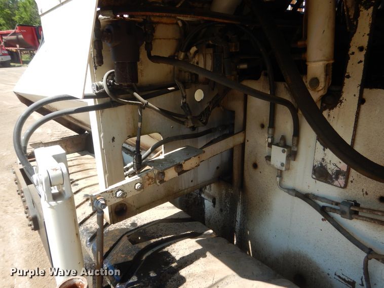 image for item DG8545 Terex Cedar Rapids 462R paver