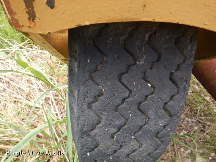 image for item DG8547 Jenco base material spreader