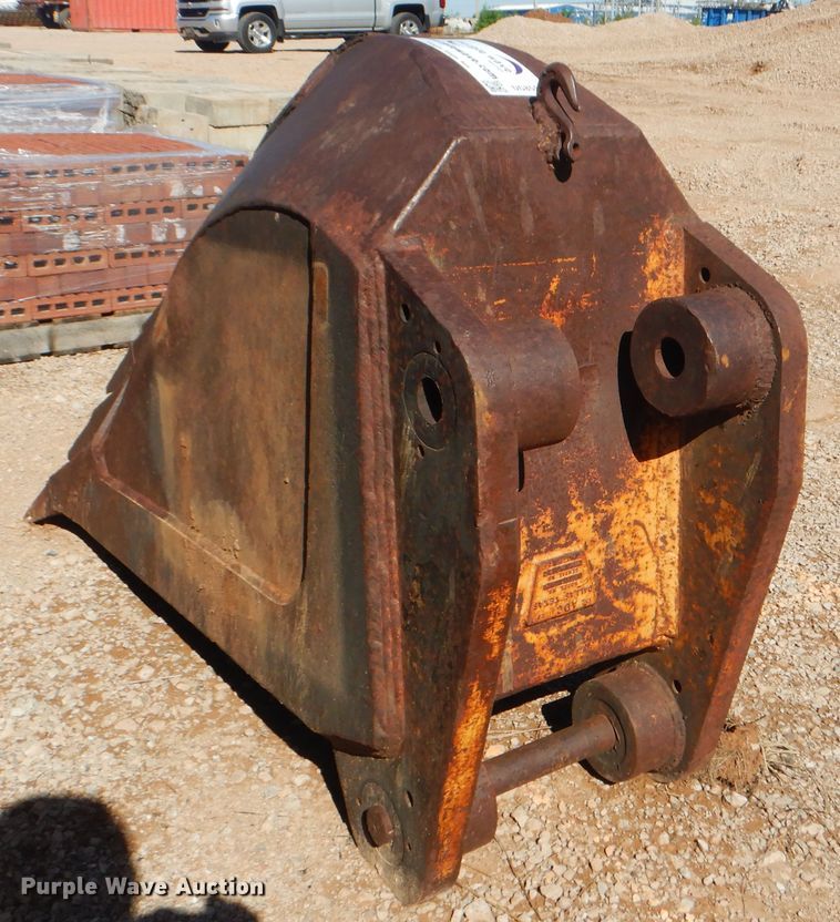 image for item DG8552 Hensley Adco 23"W rock bucket