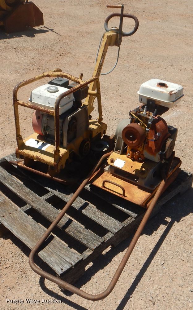 image for item DG8567 (2) plate compactors