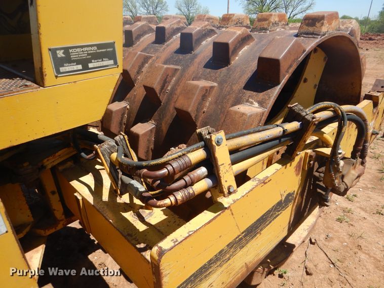 image for item DG8573 Koehring BW170D single drum roller