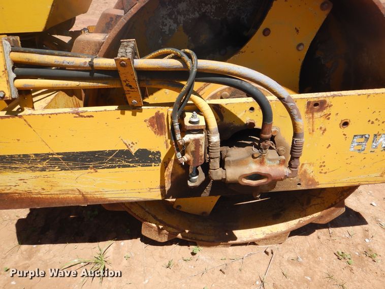 image for item DG8573 Koehring BW170D single drum roller