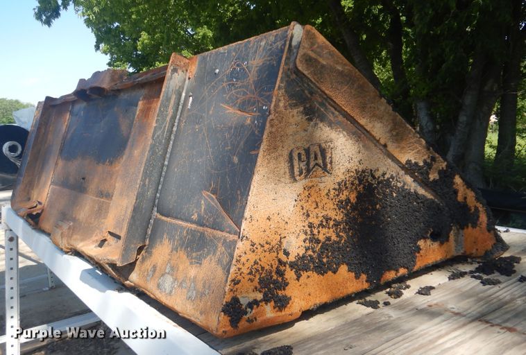 image for item DG8574 2005 Caterpillar 252B  skid steer loader