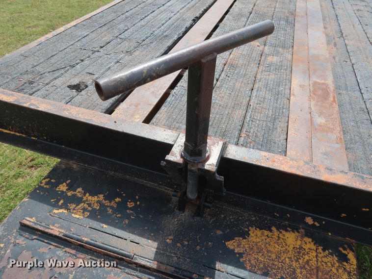 image for item DH0880 1998 Evaco tilt deck equipment trailer