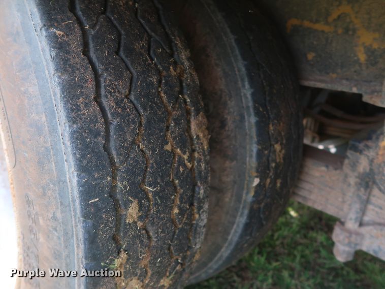 image for item DH0880 1998 Evaco tilt deck equipment trailer