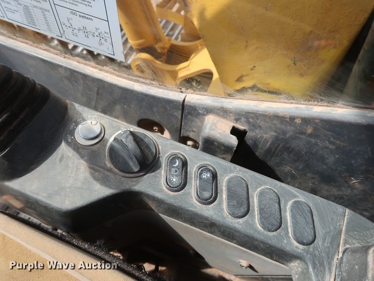 image for item DH0881 2008 Komatsu PC160LC-8 excavator