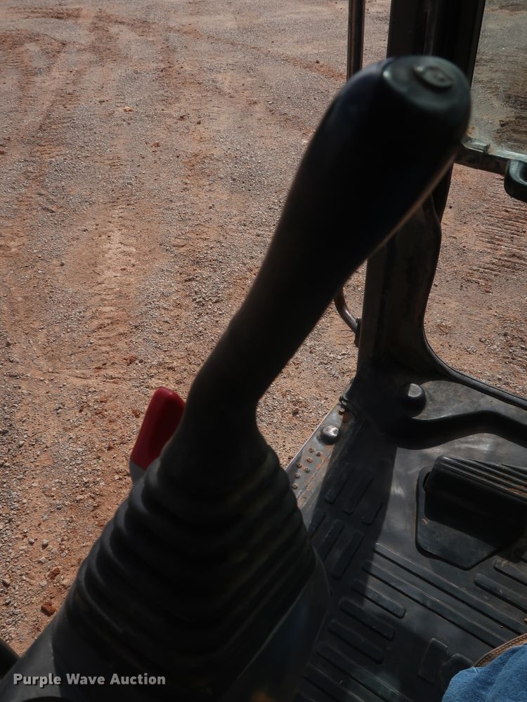 image for item DH0881 2008 Komatsu PC160LC-8 excavator