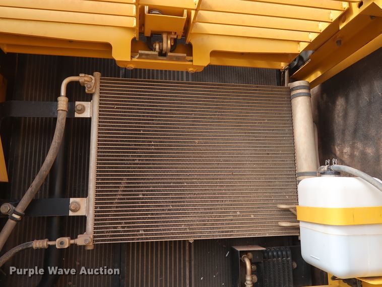 image for item DH0881 2008 Komatsu PC160LC-8 excavator