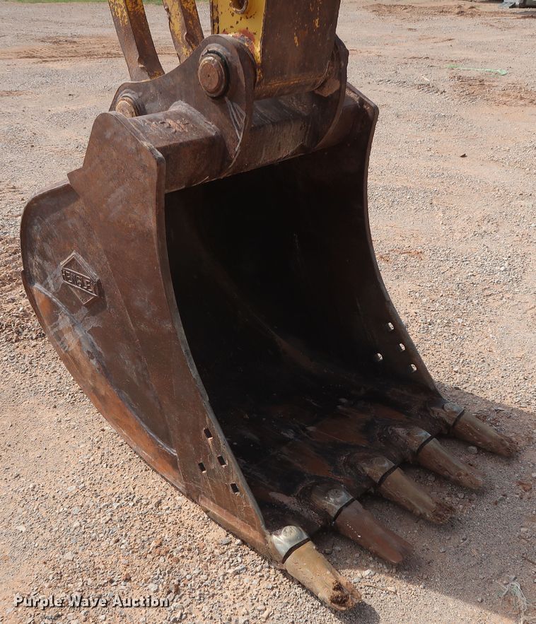 image for item DH0881 2008 Komatsu PC160LC-8 excavator