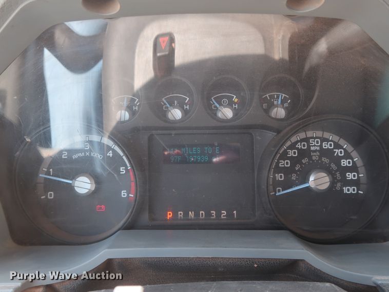 image for item DH0885 2011 Ford F550 Super Duty XL SuperCab bucket truck