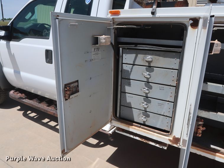 image for item DH0885 2011 Ford F550 Super Duty XL SuperCab bucket truck