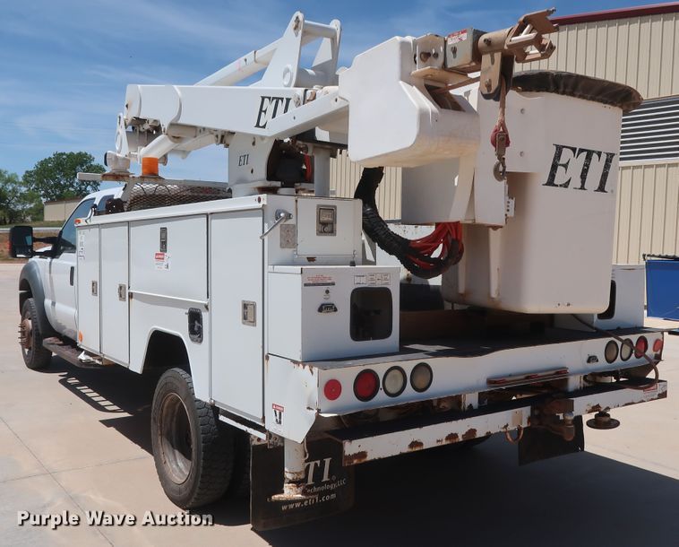 image for item DH0885 2011 Ford F550 Super Duty XL SuperCab bucket truck