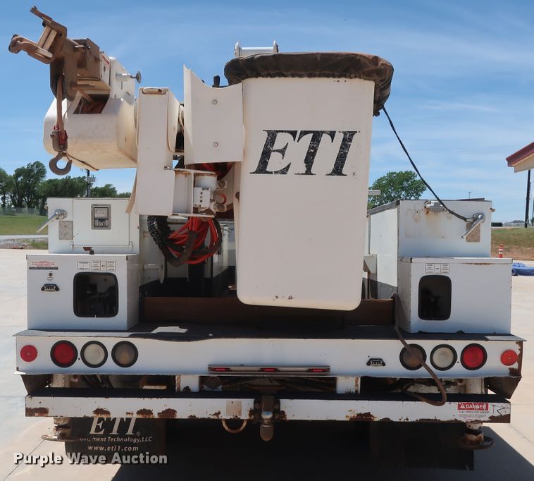 image for item DH0885 2011 Ford F550 Super Duty XL SuperCab bucket truck