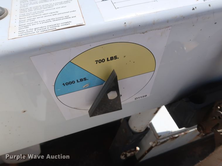 image for item DH0885 2011 Ford F550 Super Duty XL SuperCab bucket truck