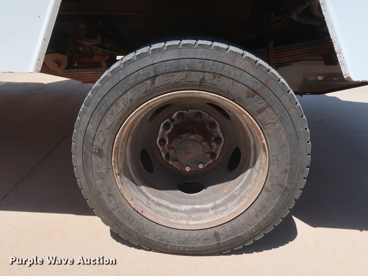 image for item DH0885 2011 Ford F550 Super Duty XL SuperCab bucket truck