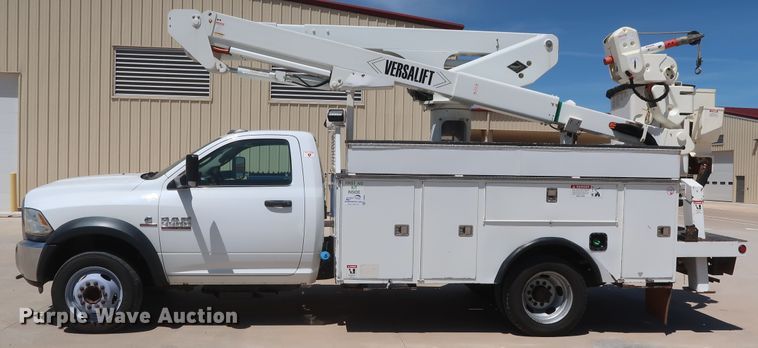 image for item DH0886 2015 Dodge Ram 5500HD bucket truck