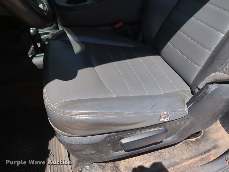 image for item DH0886 2015 Dodge Ram 5500HD bucket truck