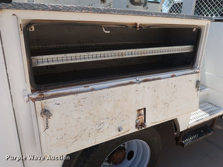 image for item DH0886 2015 Dodge Ram 5500HD bucket truck