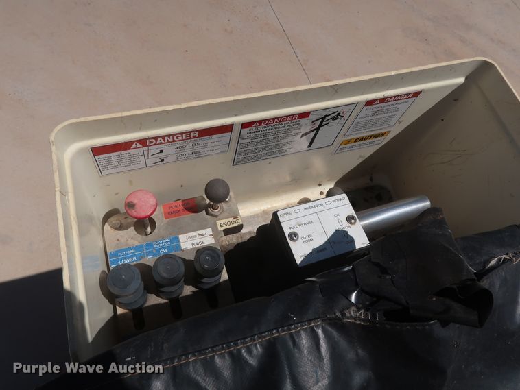 image for item DH0886 2015 Dodge Ram 5500HD bucket truck