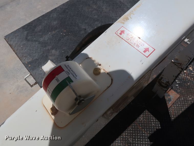 image for item DH0886 2015 Dodge Ram 5500HD bucket truck