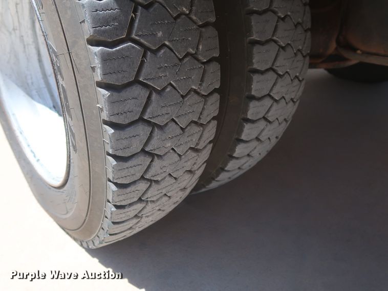 image for item DH0886 2015 Dodge Ram 5500HD bucket truck