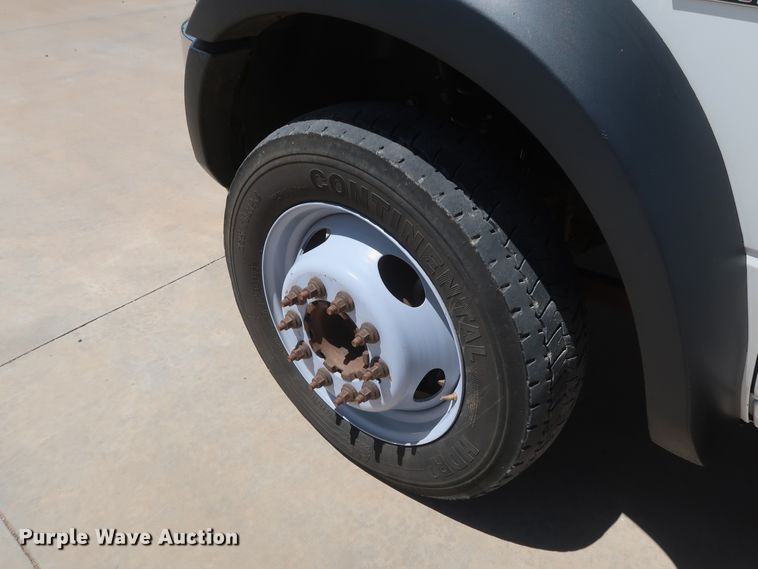 image for item DH0886 2015 Dodge Ram 5500HD bucket truck