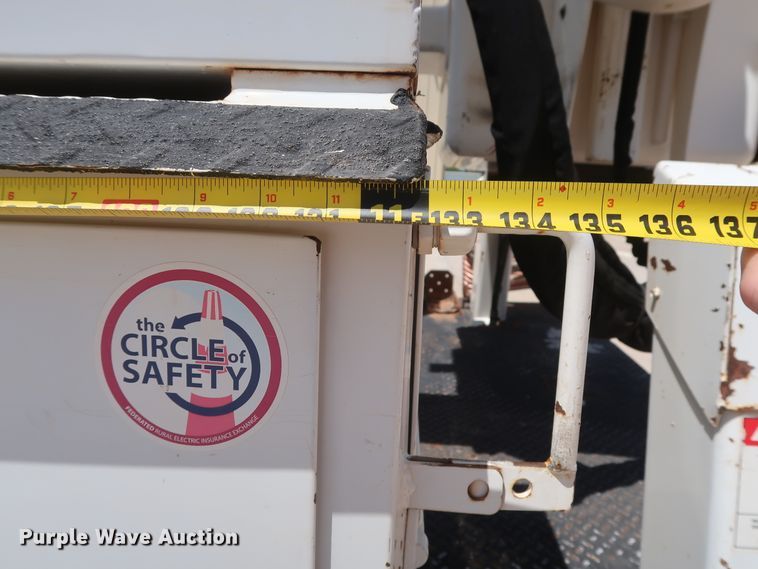 image for item DH0886 2015 Dodge Ram 5500HD bucket truck