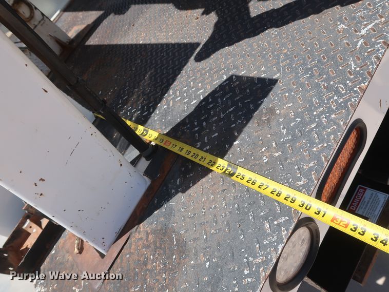 image for item DH0886 2015 Dodge Ram 5500HD bucket truck