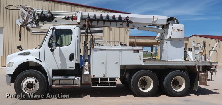 image for item DH0887 2008 Freightliner Business Class M2 digger derrick truck