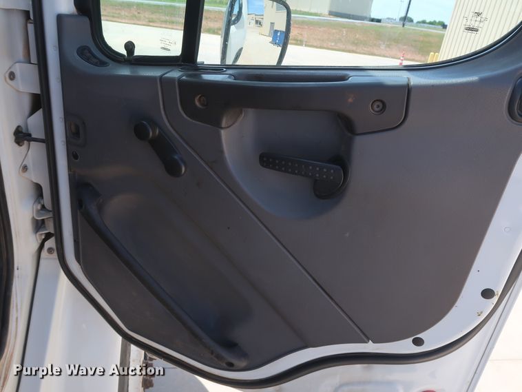 image for item DH0887 2008 Freightliner Business Class M2 digger derrick truck