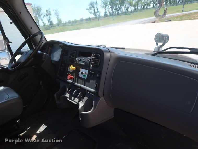 image for item DH0887 2008 Freightliner Business Class M2 digger derrick truck