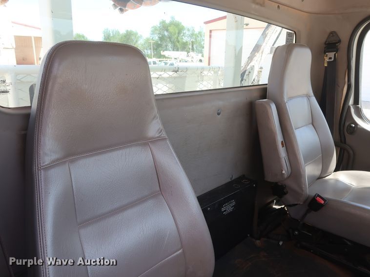 image for item DH0887 2008 Freightliner Business Class M2 digger derrick truck