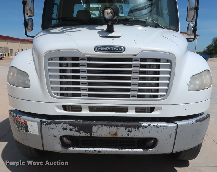 image for item DH0887 2008 Freightliner Business Class M2 digger derrick truck