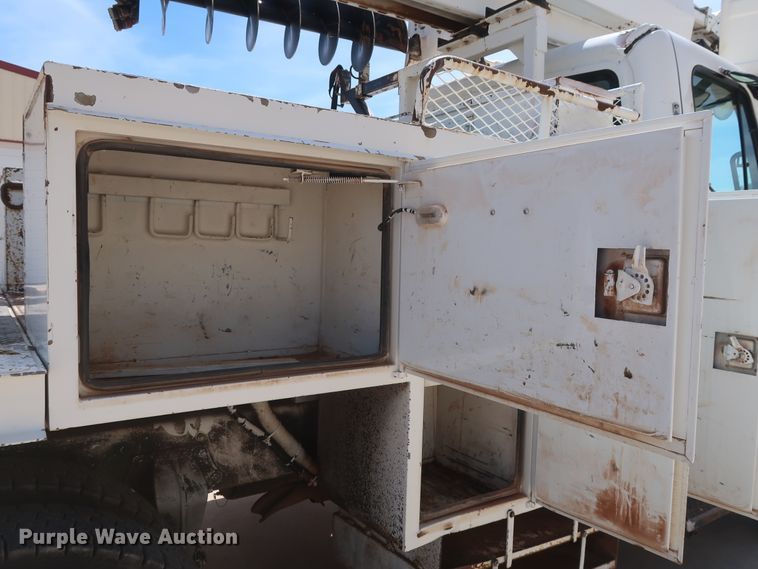 image for item DH0887 2008 Freightliner Business Class M2 digger derrick truck