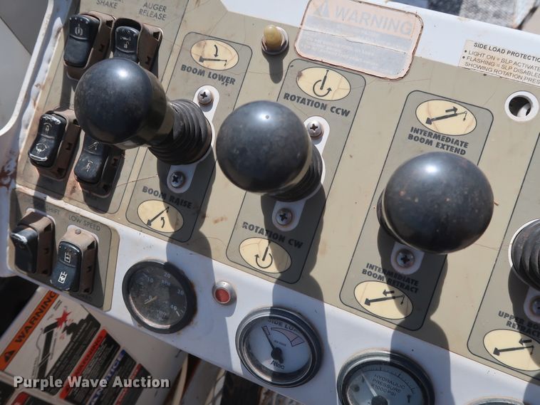 image for item DH0887 2008 Freightliner Business Class M2 digger derrick truck