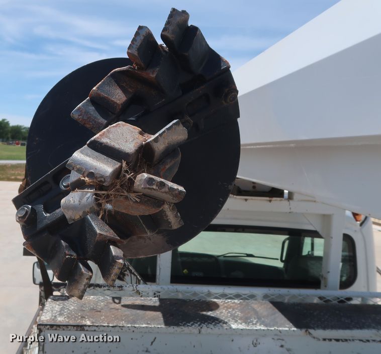 image for item DH0887 2008 Freightliner Business Class M2 digger derrick truck